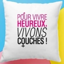 Pour vivre heureux, vivons couchés