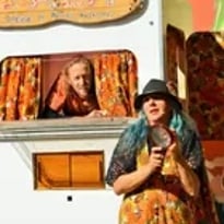 Madame Zaza, diseuse de belles aventures