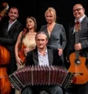Beltango Locomotivo