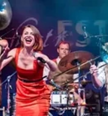 Bal swing avec Yellow Bounce et The Sassy Swingers