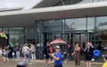 La place en Guinguette avec Les Sales Gosses et Kenata