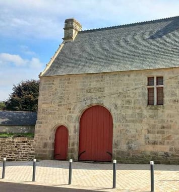 Visite guidée d'un auditoire de justice du XVIe siècle