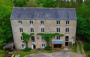 Portes Ouvertes au Moulin de Quilio, atelier de poterie et ancienne minoterie.