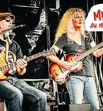 Blues Musik au Marché : Black Cat Joe et Miss Corina