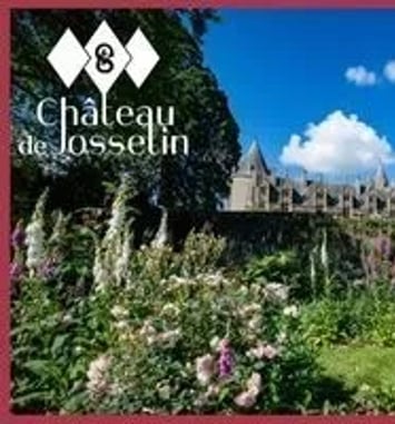 Bal des fleurs et escrime au château de Josselin