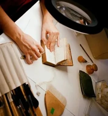 Sauver les archives papiers et livres anciens