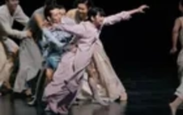 In Satie et The Rite of Spring
