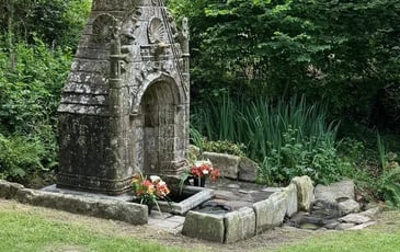 Les eaux guérisseuses et miraculeuses de Bretagne