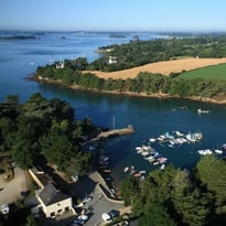 Gestes et mots sur les flots