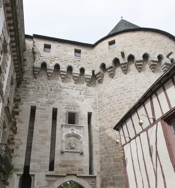 Parcours sur les remparts : Porte Prison