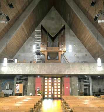 Exposition dans l'église de Caudan