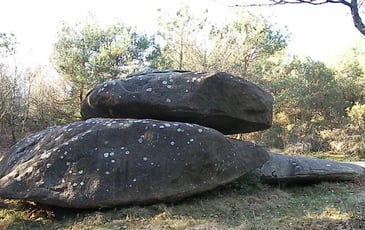 Randonnée des mégalithes, à Pleucadeuc