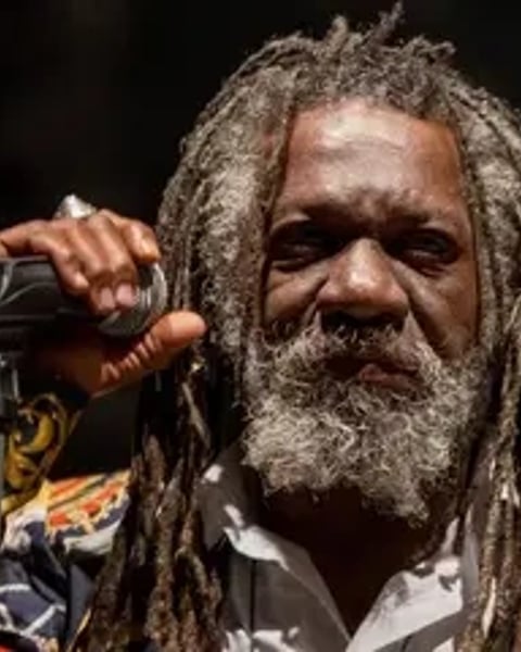 Winston McAnuff feat Camille Bazbaz & Crazy PP